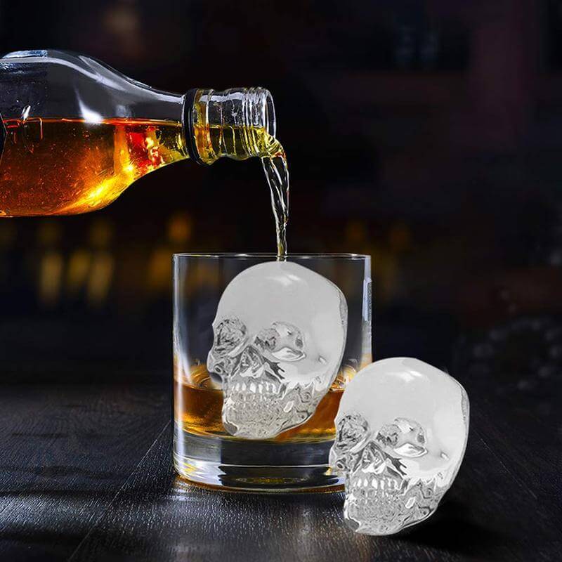 Halloween Skull Ice Maker, close up